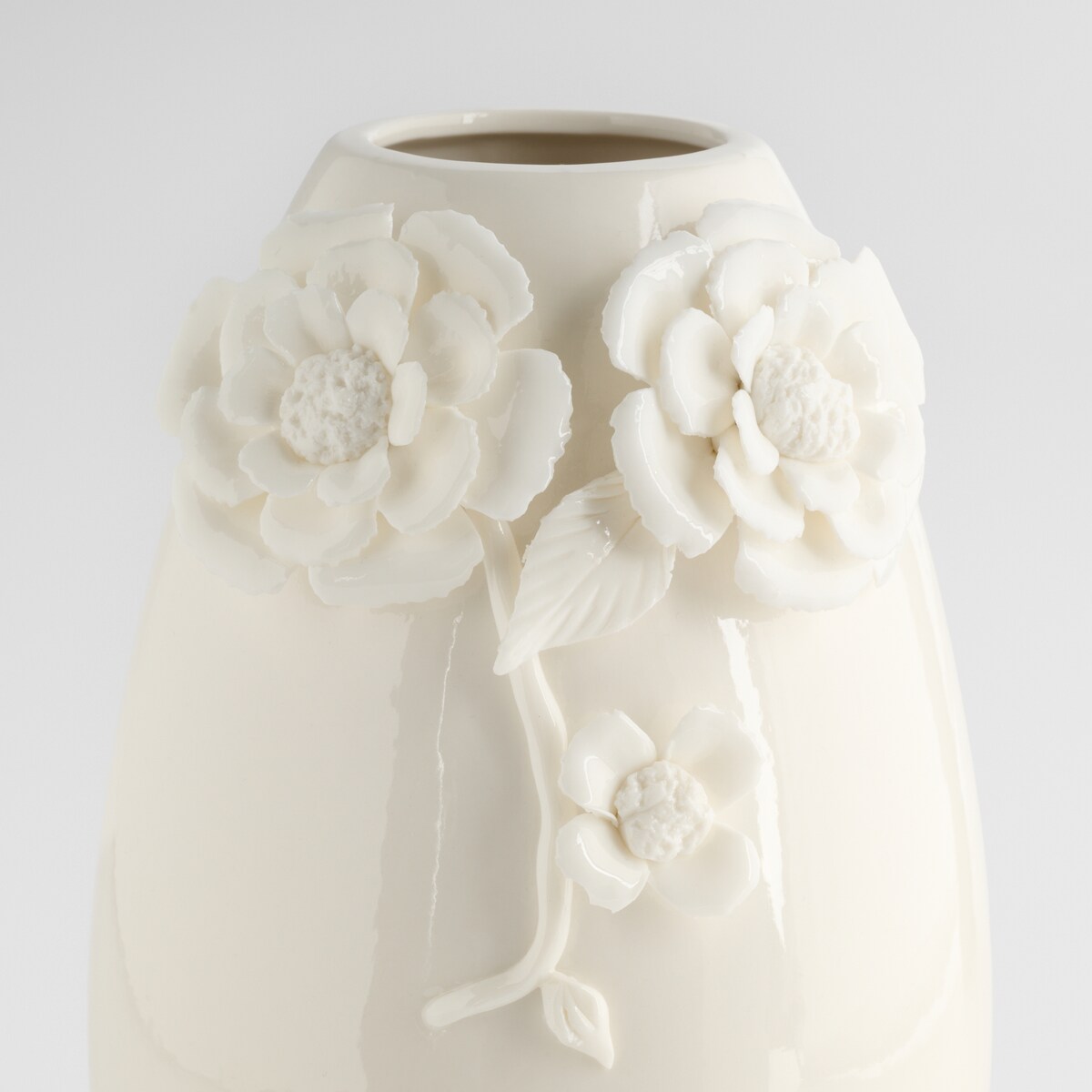 Wazon Carmine z motywem kwiatowym