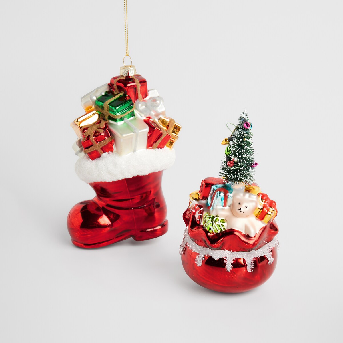 Bombka szklana Regalosi z motywem choinki