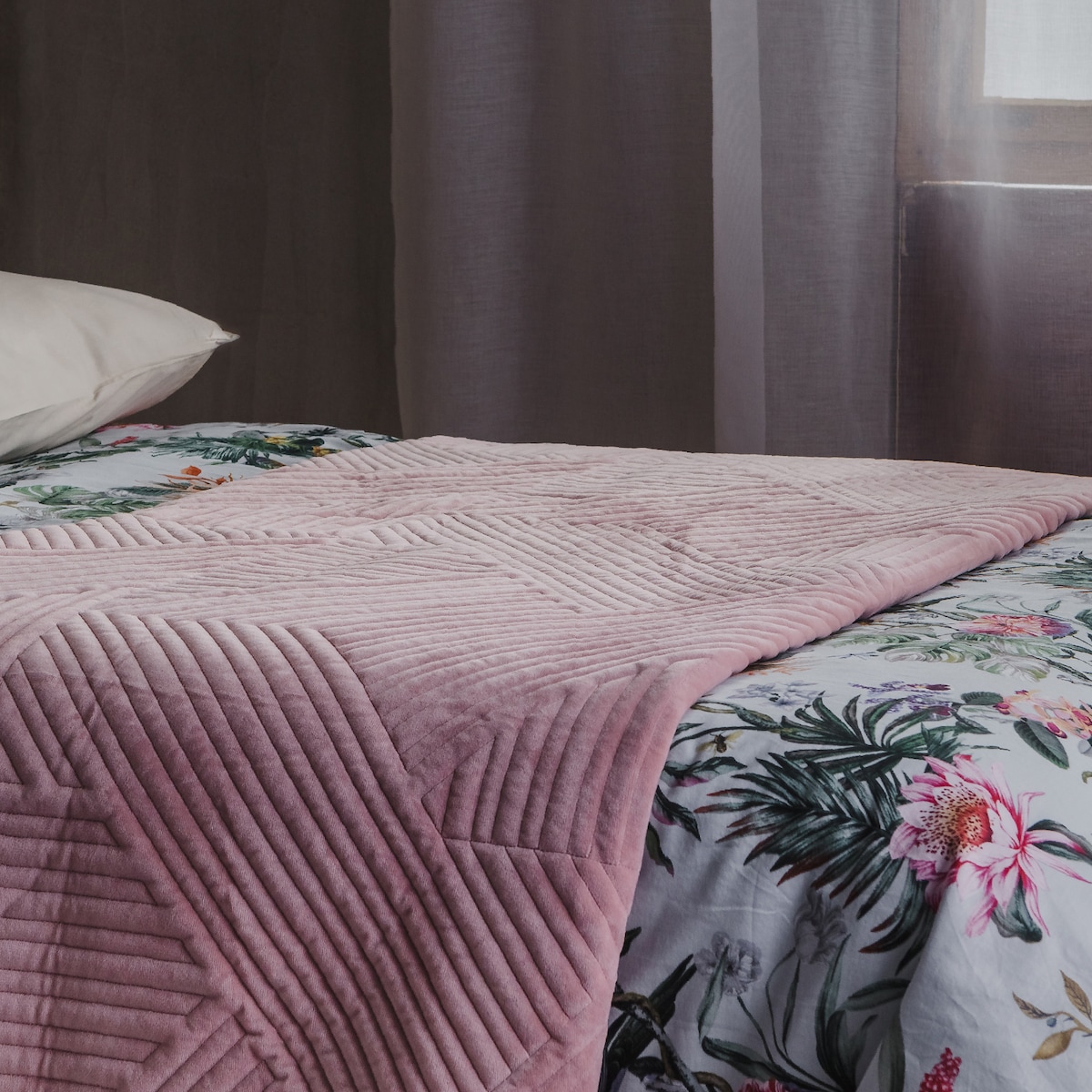 Narzuta Minister 240x260 cm w paski