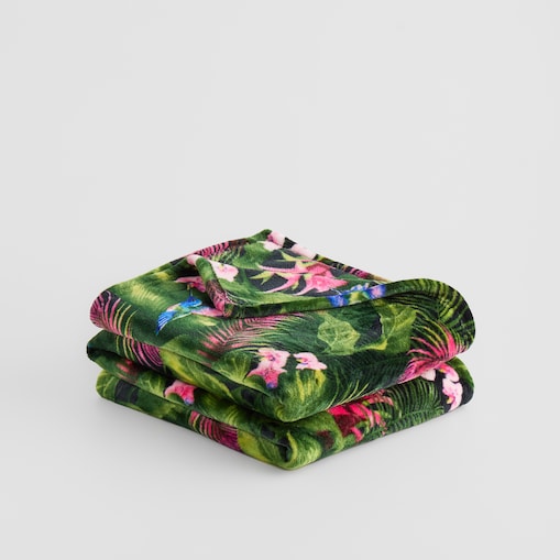 Drukowany koc Tripio 150x200 cm z motywem tropikalnym
