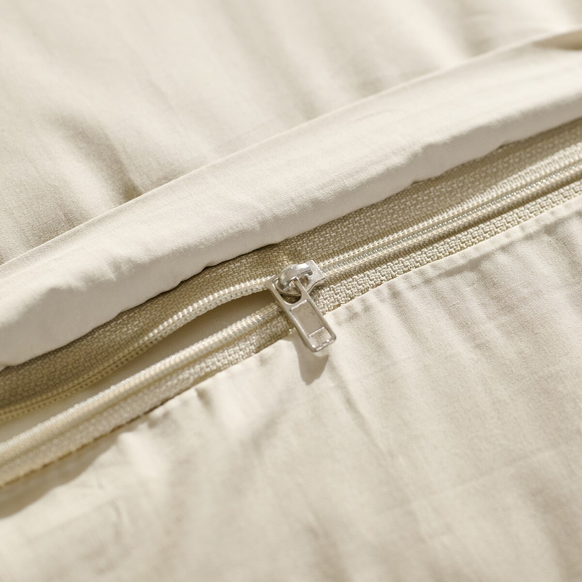 Jednokolorowa pościel z perkalu z lamówką Perlamo 200x200 cm