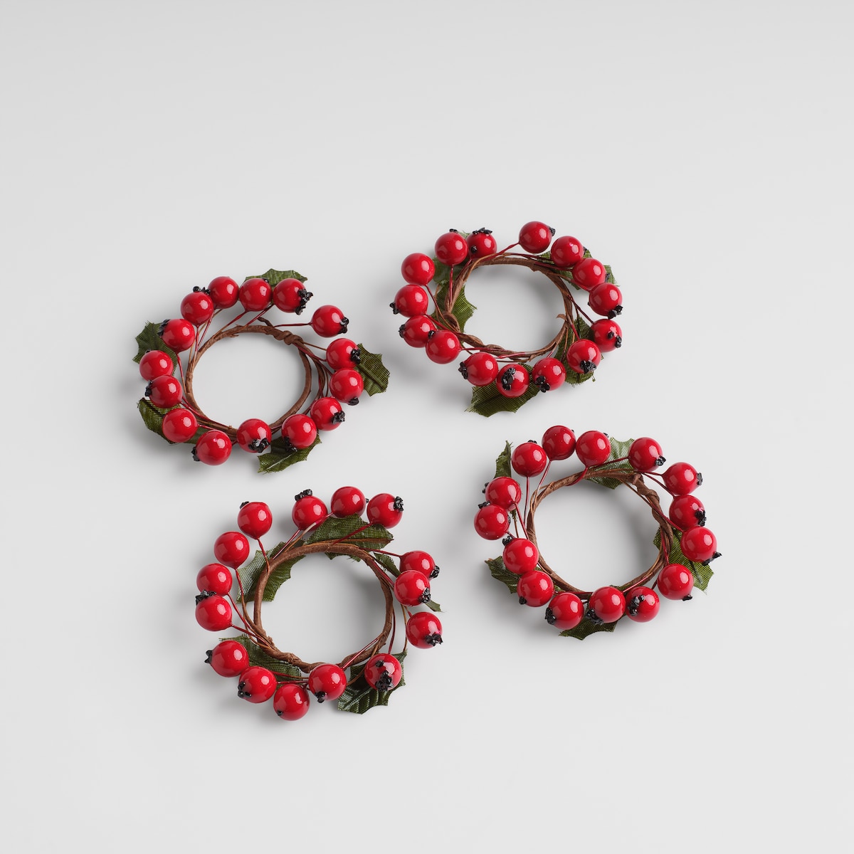 Wianek Inge napkin z motywem roślinnym