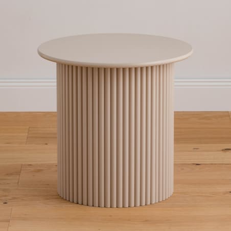 Okrągly ryflowany stolik riffle big