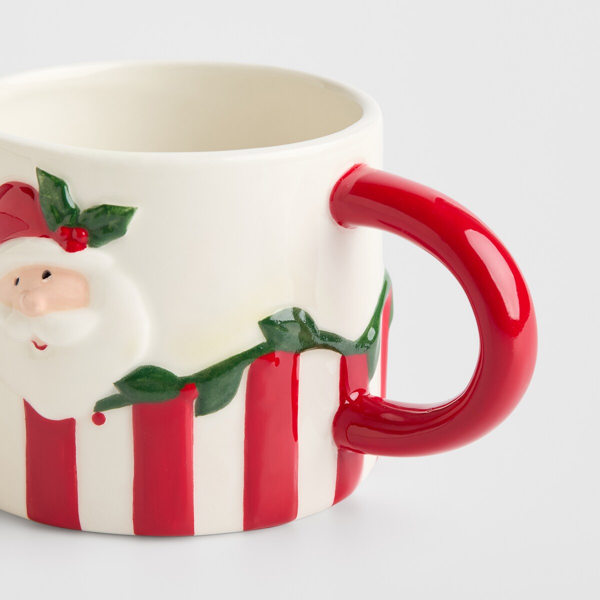Kubek Hollisaint z motywem mikołaja