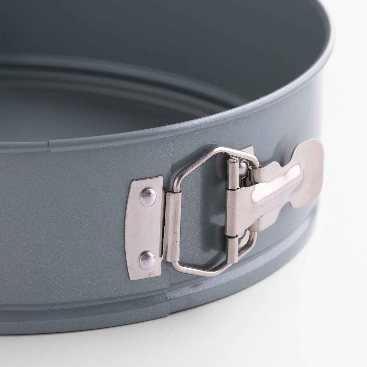 Tortownica ze stali węglowej Kalup 26 cm