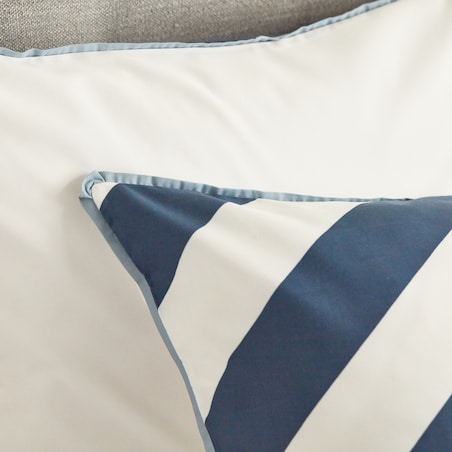 Pościel z mikrofibry z lamówką Pasiu 160x200 cm w paski