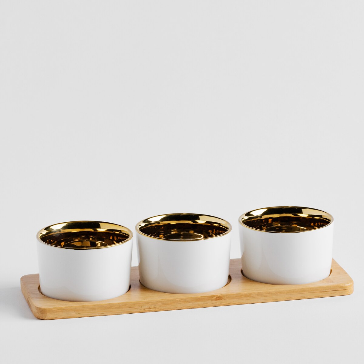 Patera Elegantio