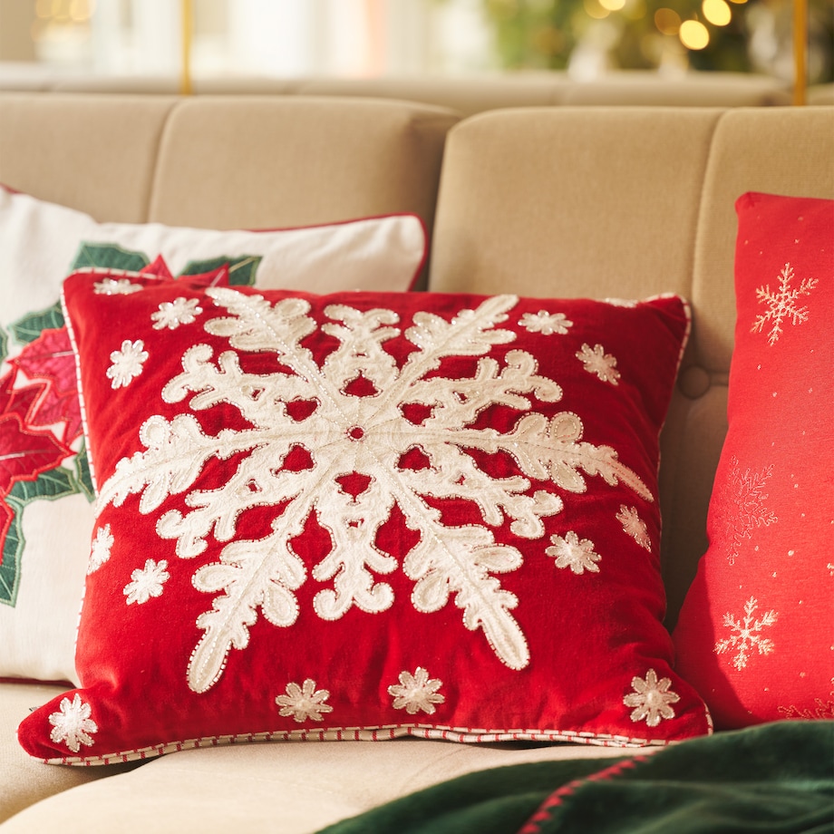 Poszewka Haftowana Eira 45x45 cm