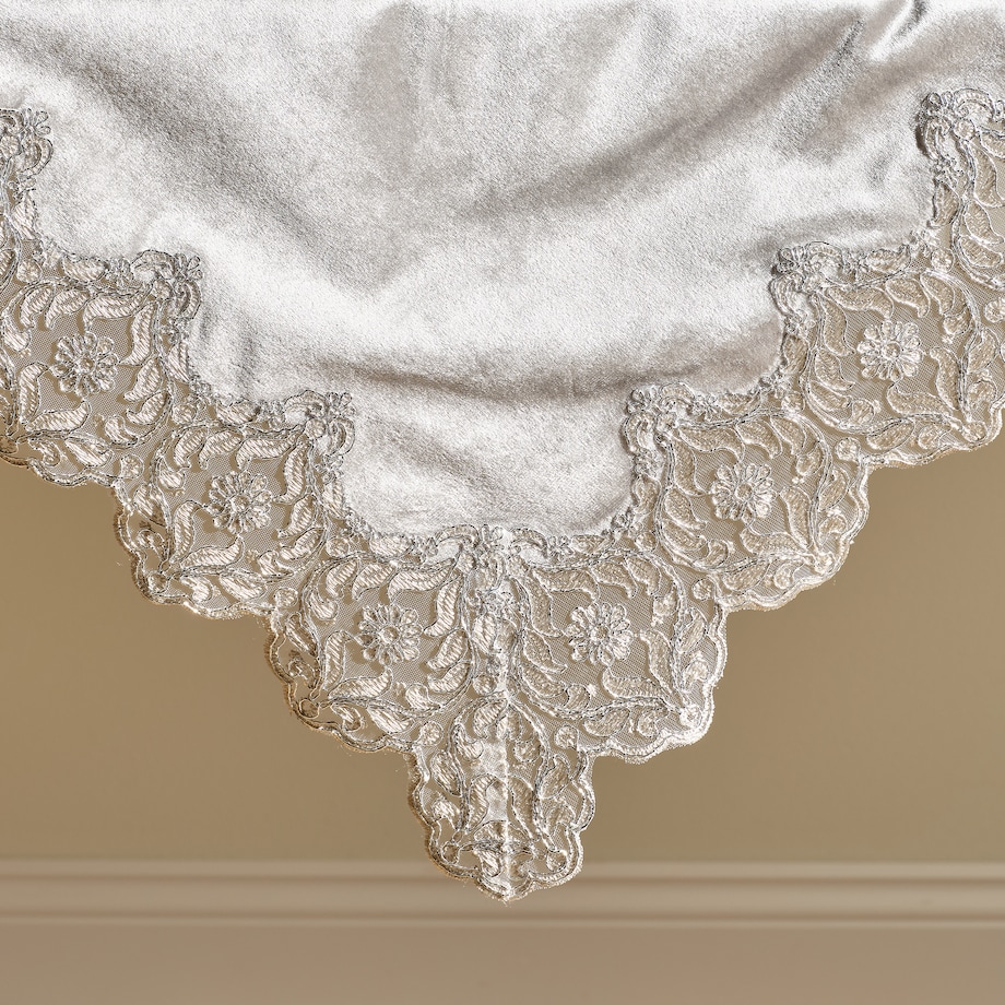 Serweta Palac 80x80 cm z motywem arabeski