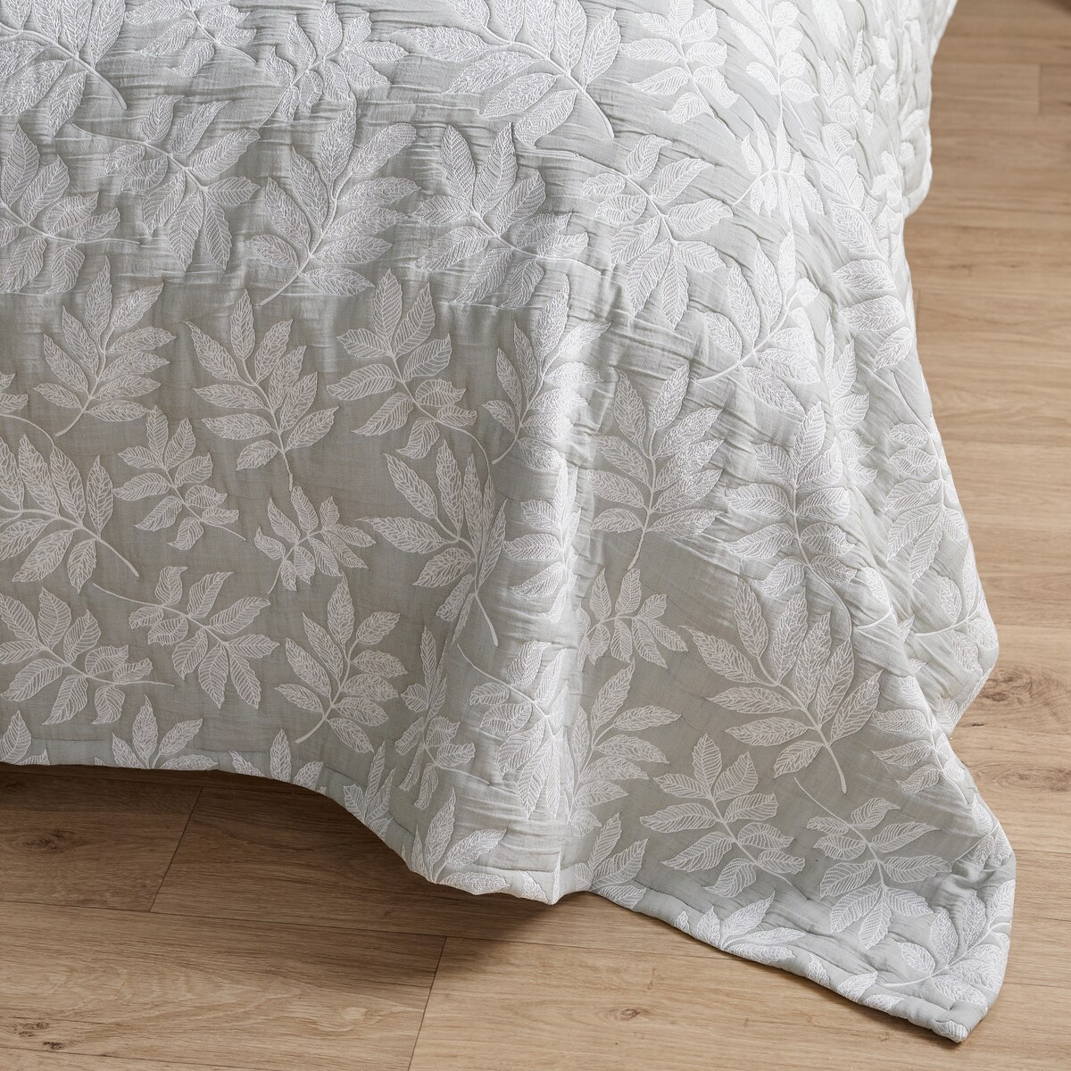 Wzorzysta żakardowa narzuta na łóżko Lelafina 200x220 cm