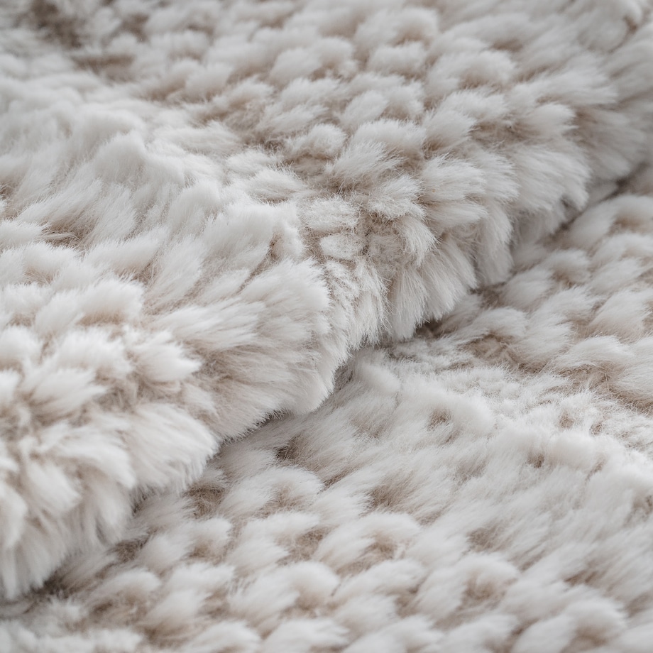 Fur Bedspread Feis 180x220 cm