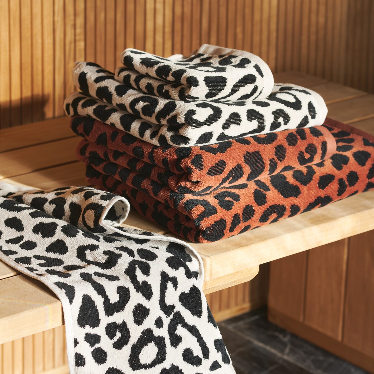 Komplet 2 szt. ręczników do twarzy lub do rąk Panther 30x50 cm