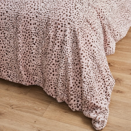 Jednokolorowa futrzana narzuta na łóżko Siman 180x220 cm