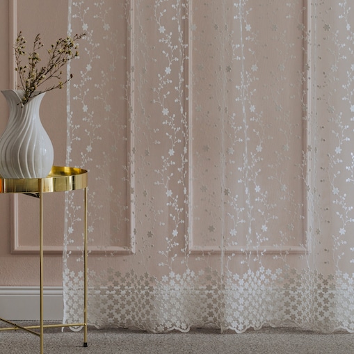 Firana Gaia 140x250 cm z motywem kwiatowym