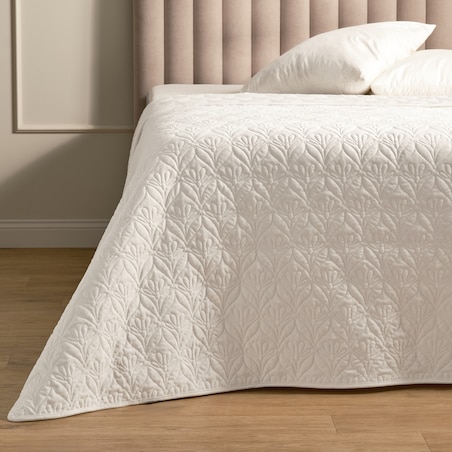 Jednokolorowa narzuta na łóżko z przeszywanym wzorem arabeski Velutio 200x220 cm