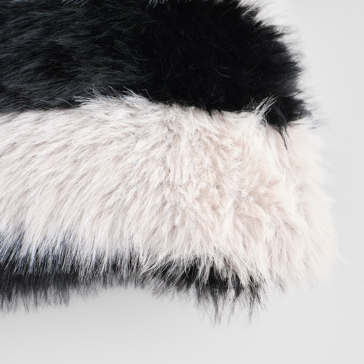 Poszewka Futrzana Zebrisse 45x45 cm