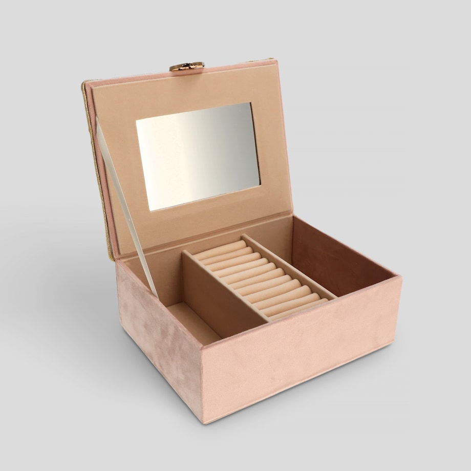 Welurowa szkatułka na biżuterię z ozdobnym zapięciem odeya