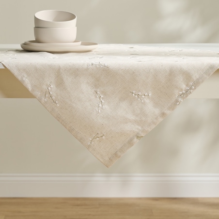 Serweta Haftowana Bazinka 80x80 cm z motywem bazi