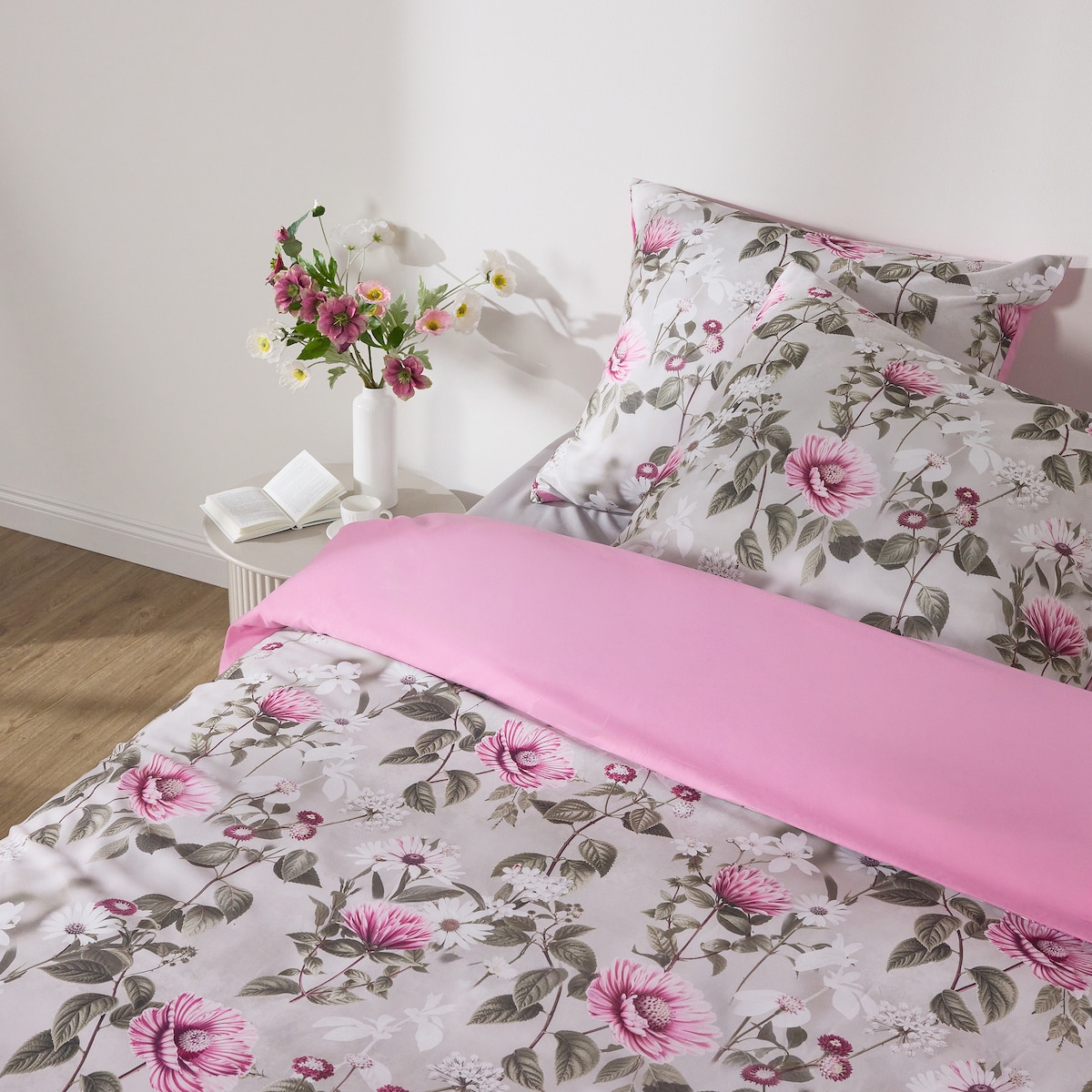 Komplet pościeli z mikrofibry Glen 200x220 cm z 2 poszewkami 70x80