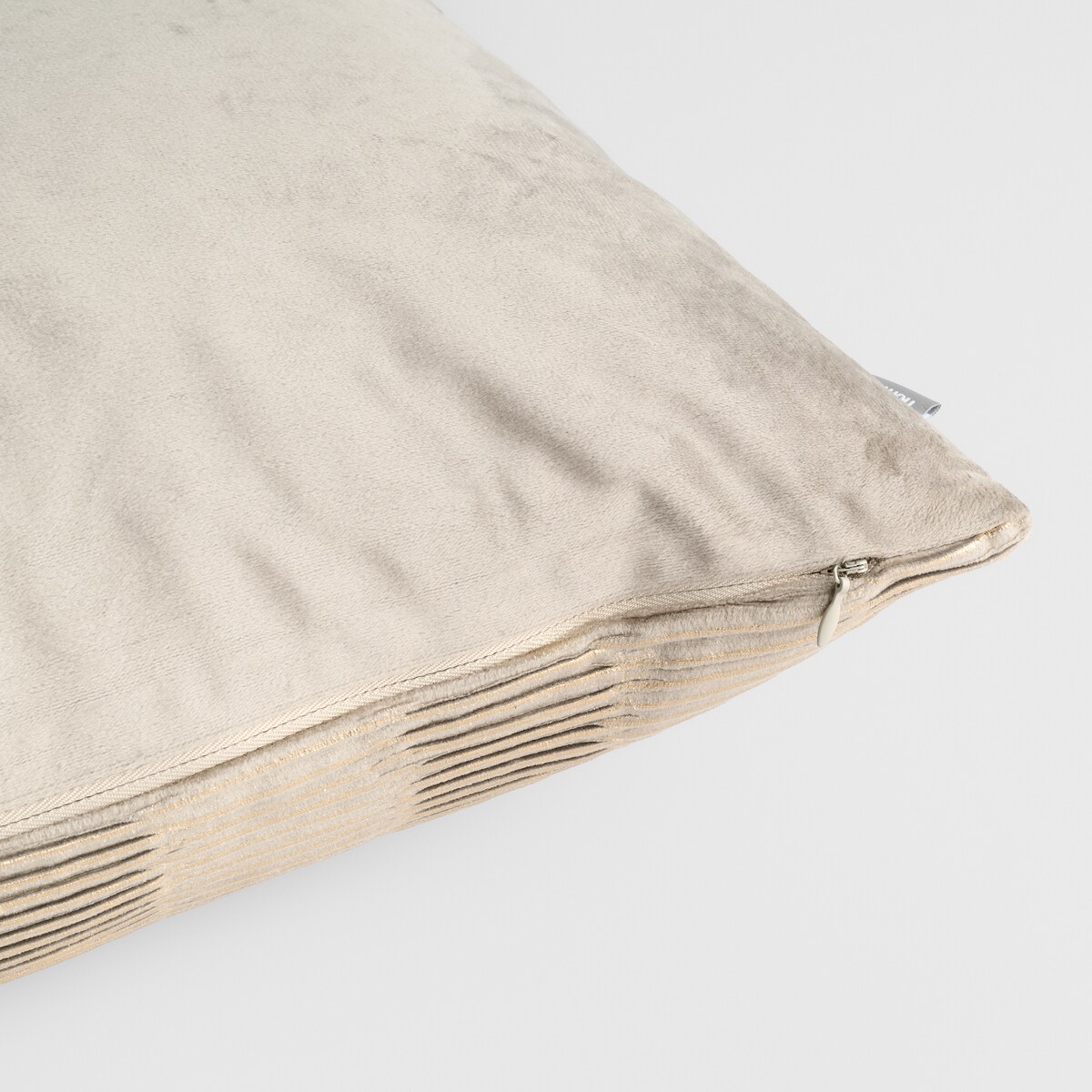 Poszewka z nadrukiem Edsoni 45x45 cm z motywem geometrycznym