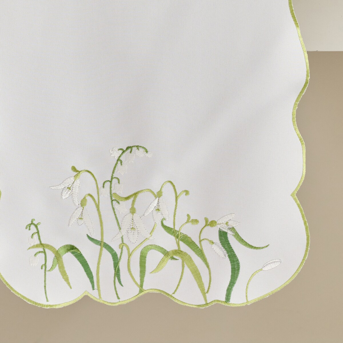 Bieżnik Haftowany Convelio 35x174 cm z motywem kwiatowym