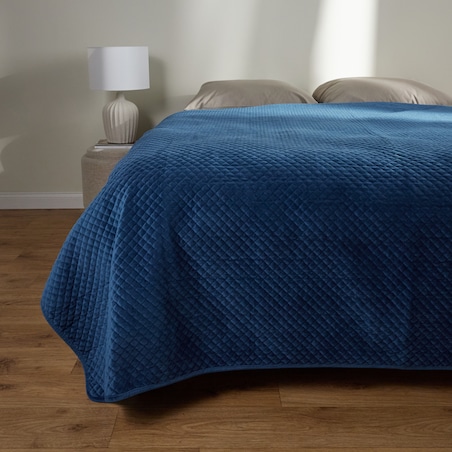 Jednokolorowa narzuta na łóżko Plums 200x220 cm