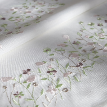 Serweta Haftowana Pineli 80x80 cm z motywem kwiatowym