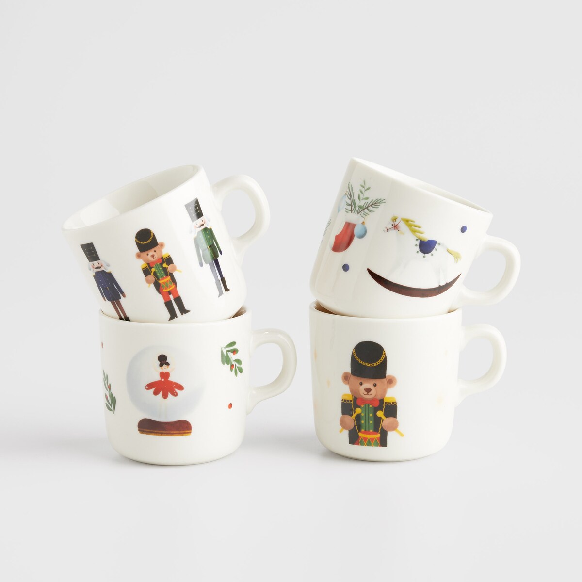 Komplet Kubków Nutpatcher z motywem dziadka do orzechów