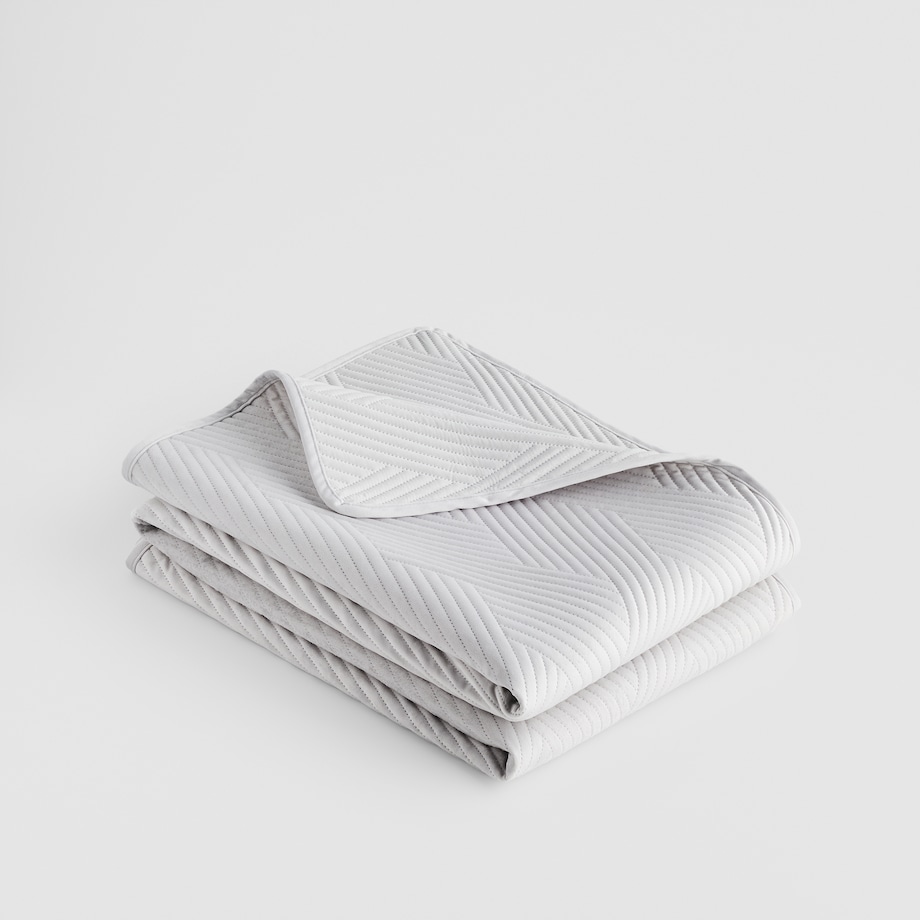 Jednokolorowa narzuta na łóżko z wytłoczonym wzorem Trialett 180x220 cm