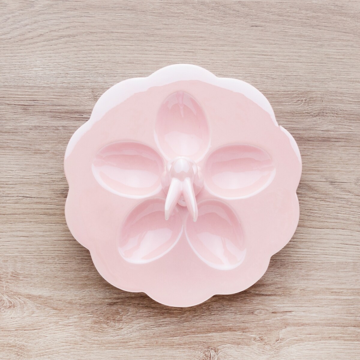 Patera Na Jajka Pearly Bunny