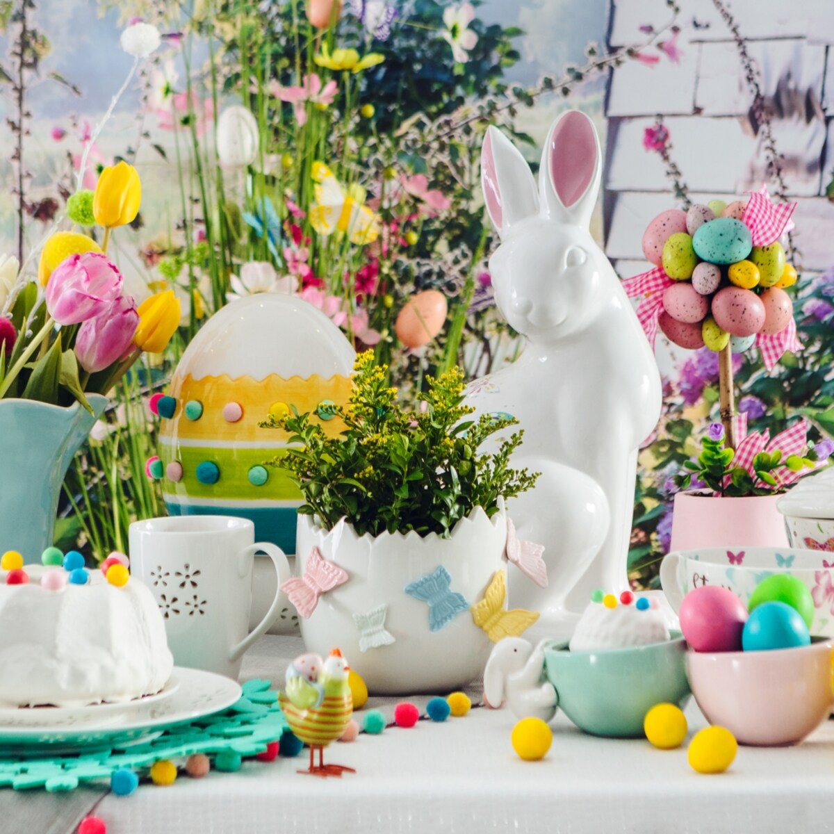 Donica Pompon Butterfly