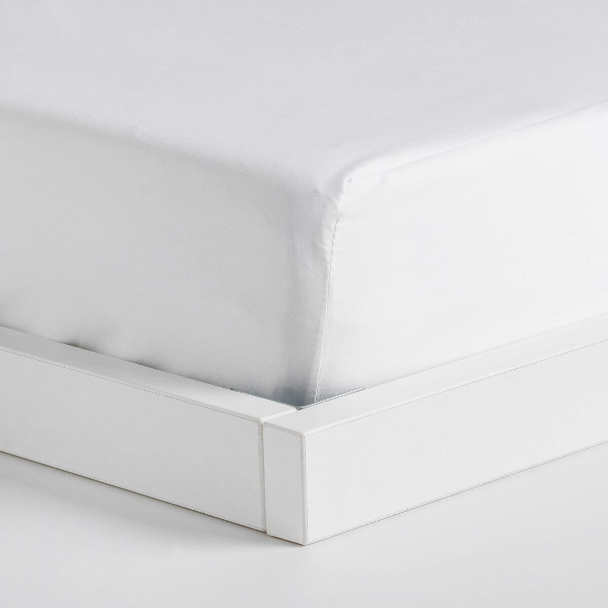 Prześcieradło z mikrofibry z gumką Micros 200x220 cm