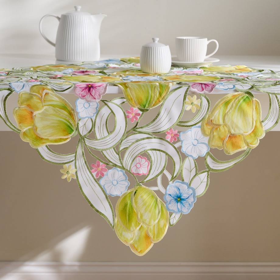 Serweta Haftowana Floresse 80x80 cm z motywem kwiatowym