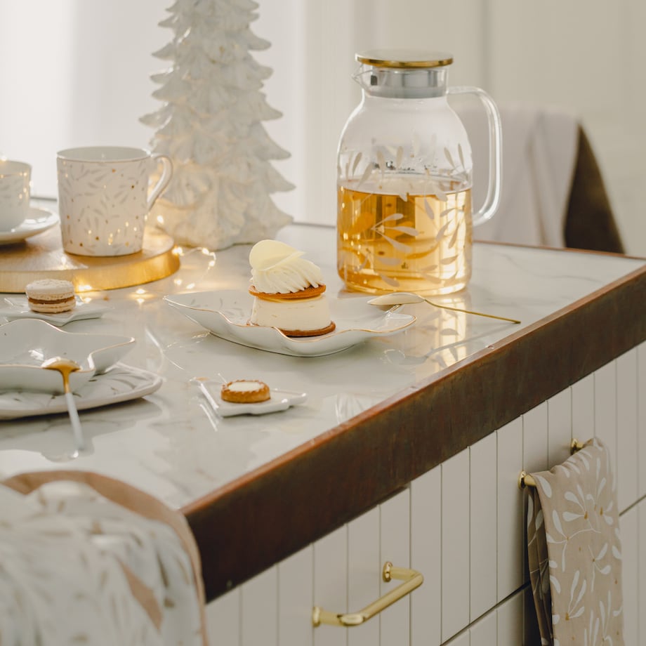 Dzbanek Vischio z motywem roślinnym