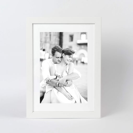 Ramka na zdjęcia 21x29,7 cm biała rama MDF z plexi do postawienia powieszenia klasyczna ramka