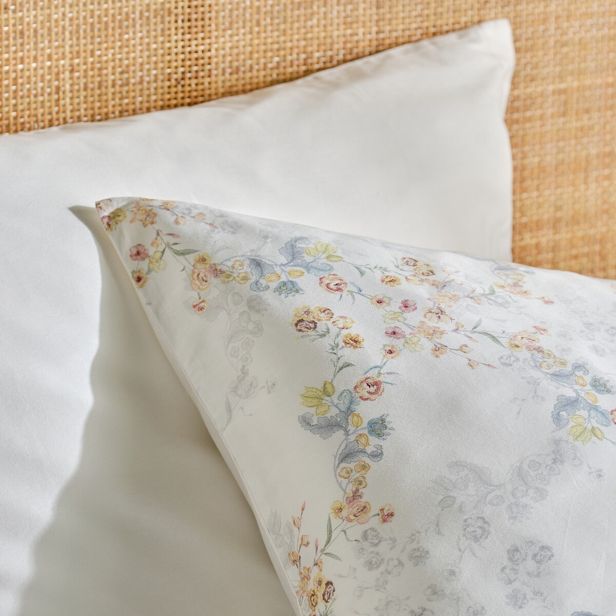 Pościel z bawełny satynowej Carlot 200x220 cm z motywem kwiatowym