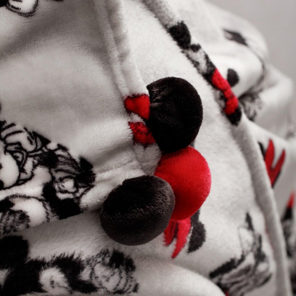 Koc Mickey Wins 130x170