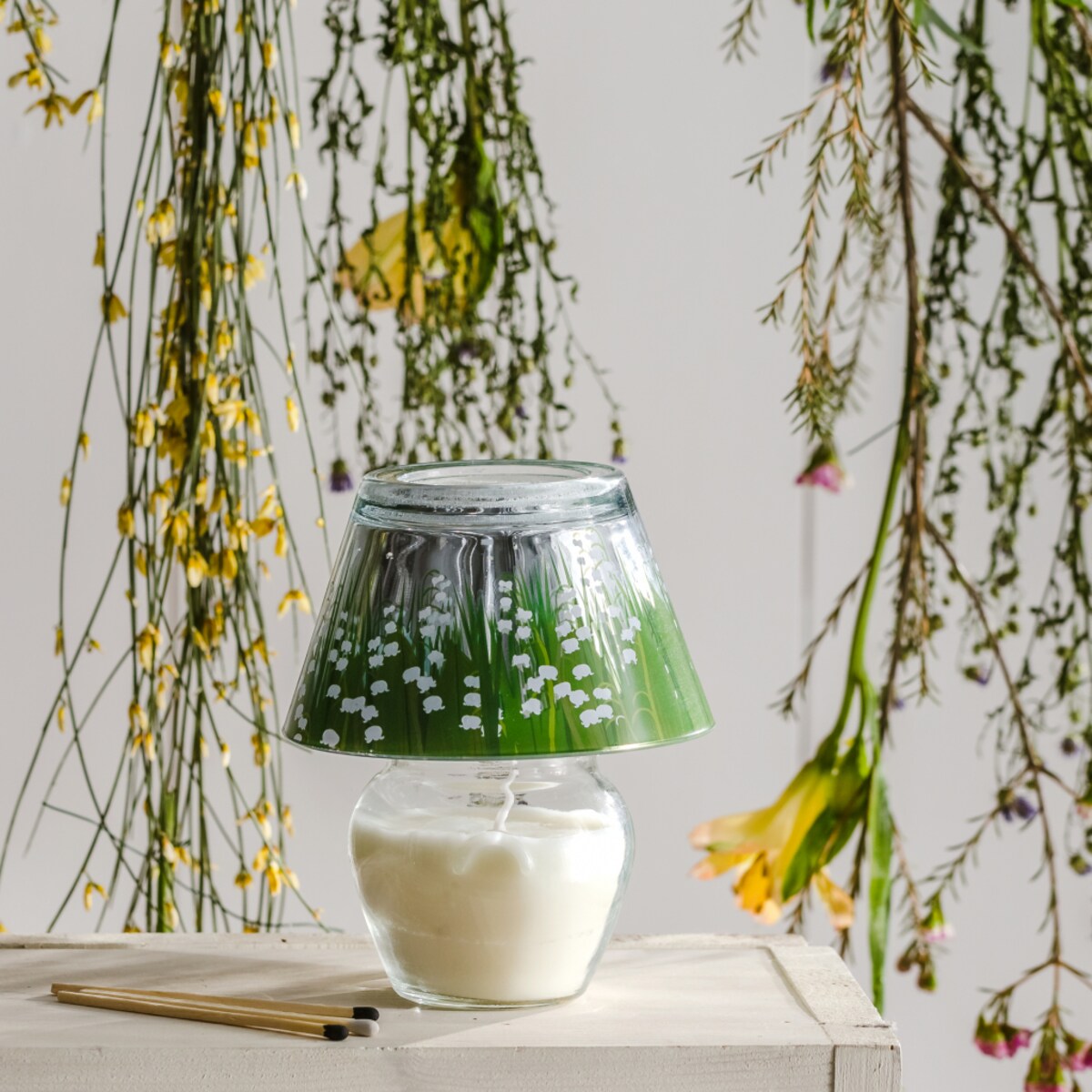 Świeca Zapachowa Eggino Lamp