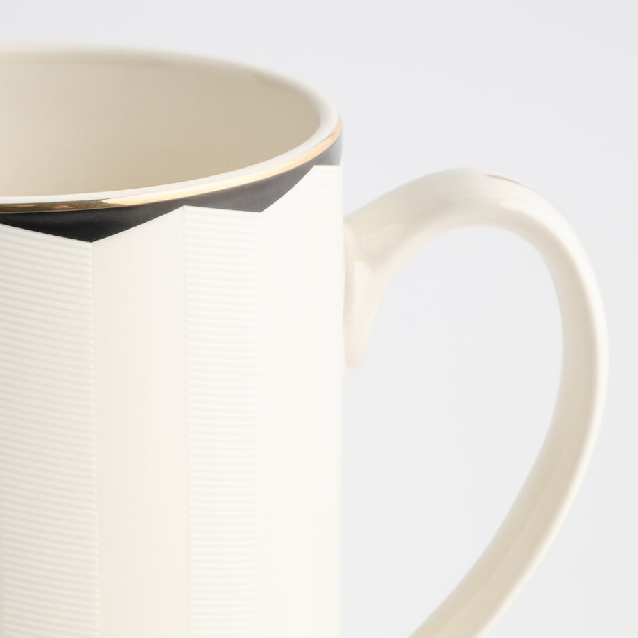 Kubek Olea z motywem geometrycznym