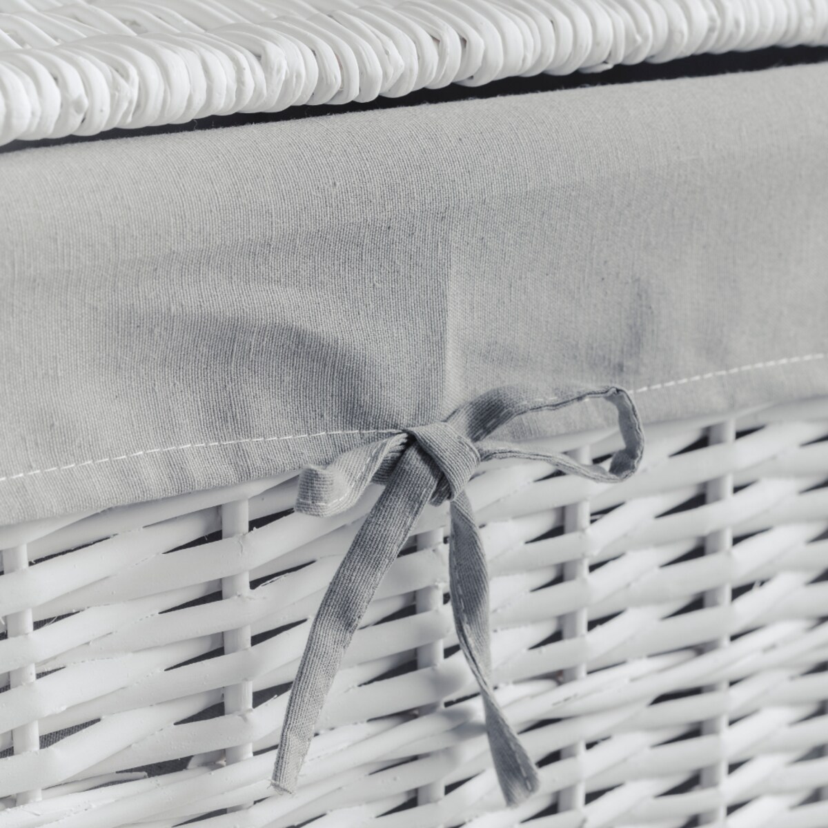 Bieliźniak Lazar Simple