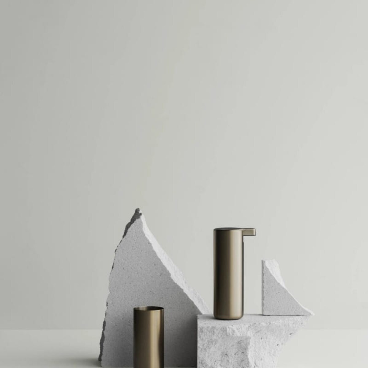 Dozownik do mydła MODO, brass