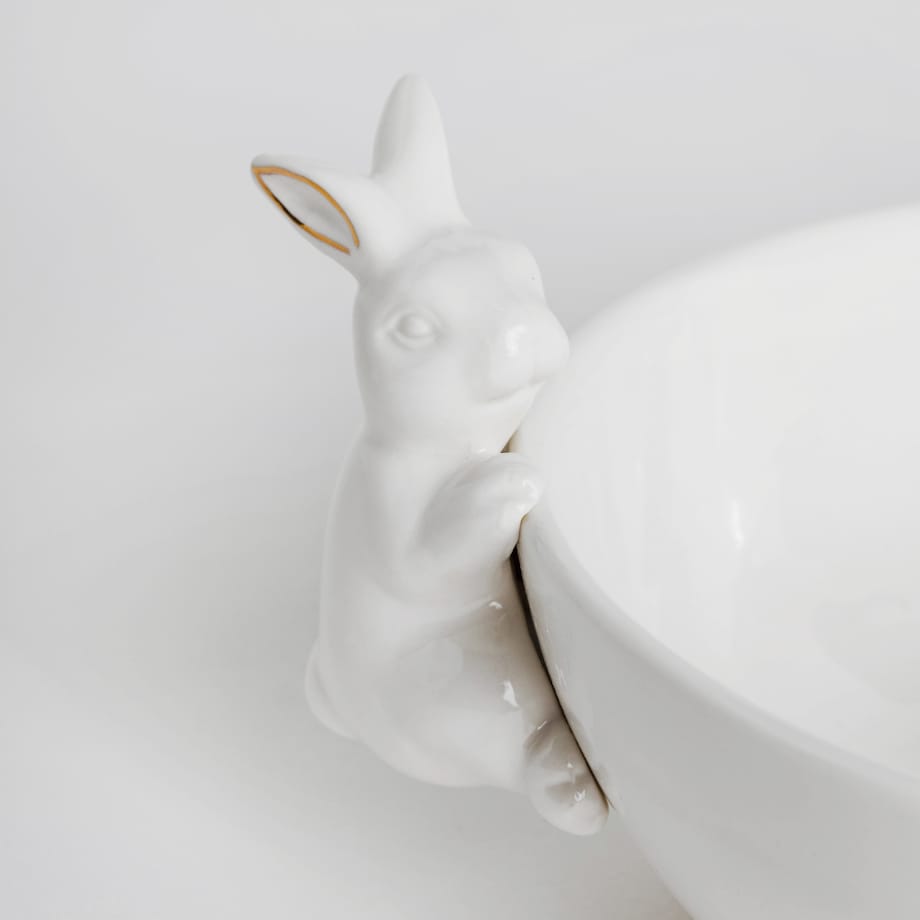 Misa Buni z motywem królika