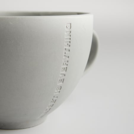 Kubek Aviar z napisami