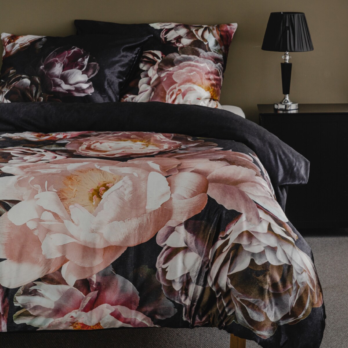 VELVET BED LINEN Frieda
