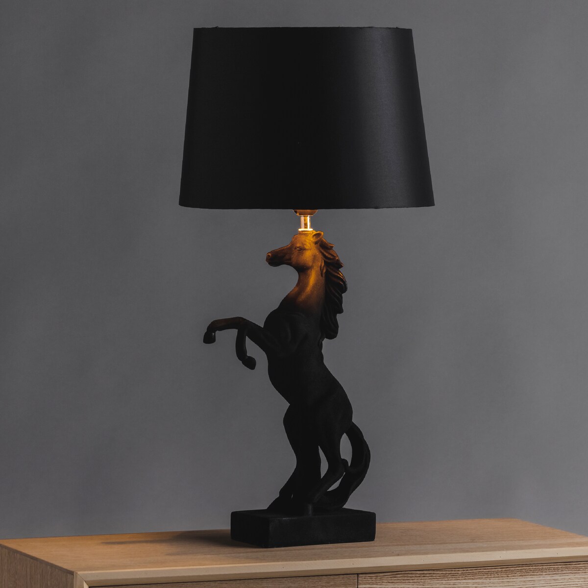 Lampa Stołowa Velvethorse