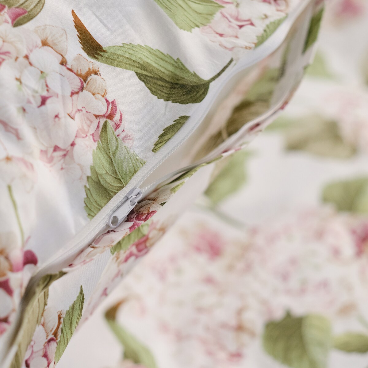 Pościel Bawełniana Tensia 160x200 cm z motywem kwiatowym