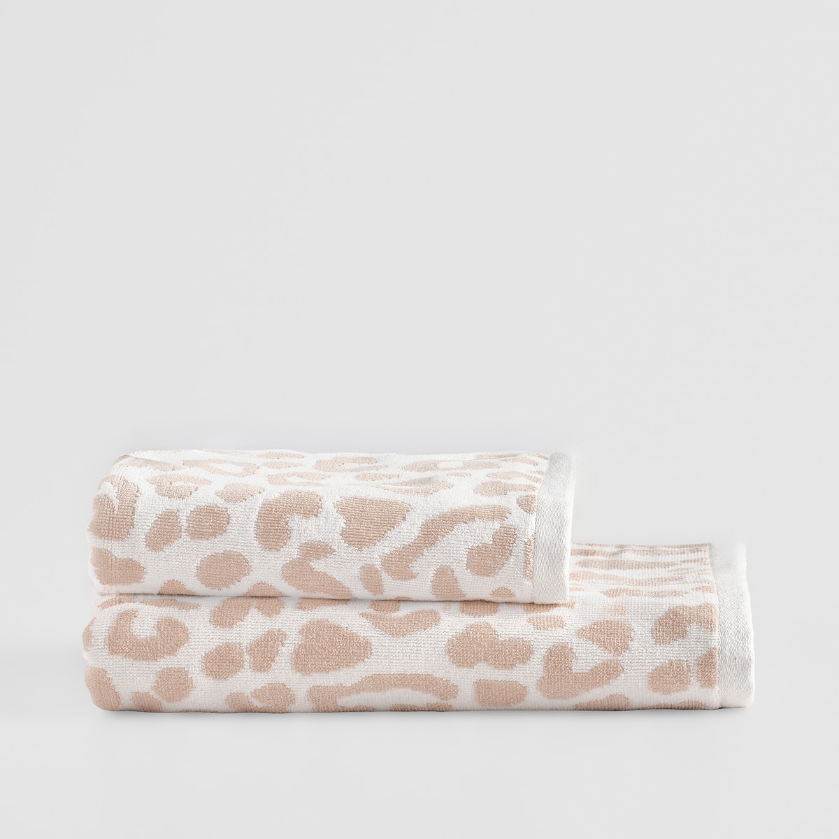 Ręcznik Panther 50x90 cm z motywem zwierzęcym