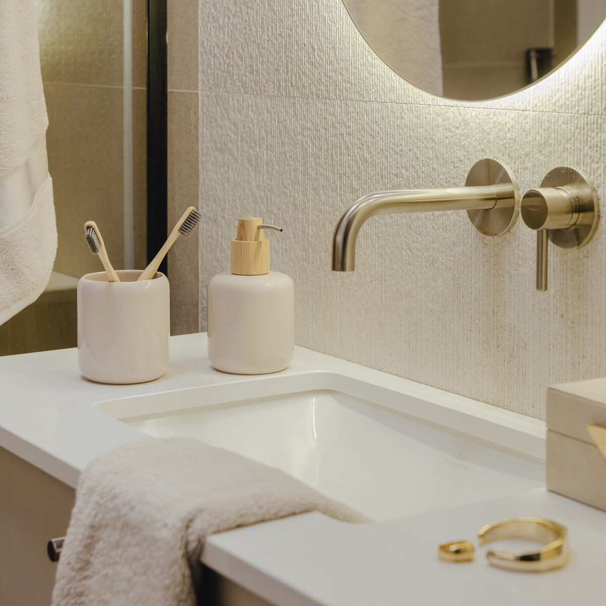 Dozownik Łazienkowy z Ceramiki Madani