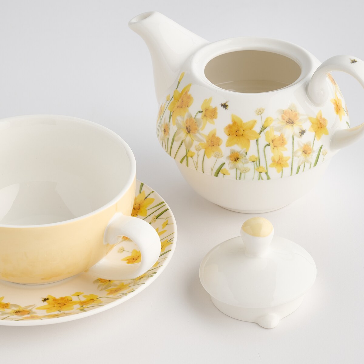 Czajniczek Z Filiżanką Daffelis z motywem kwiatowym