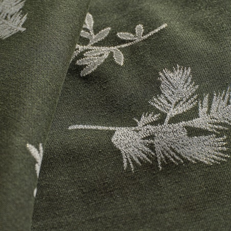 Obrus Żakardowy Novie 130x180 cm z motywem choinki